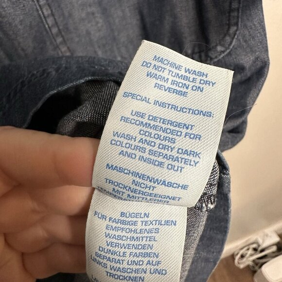 Boden Blue Denim Dress Size 6L Pocket Button Casual Minimalist Chambray - Picture 7 of 8